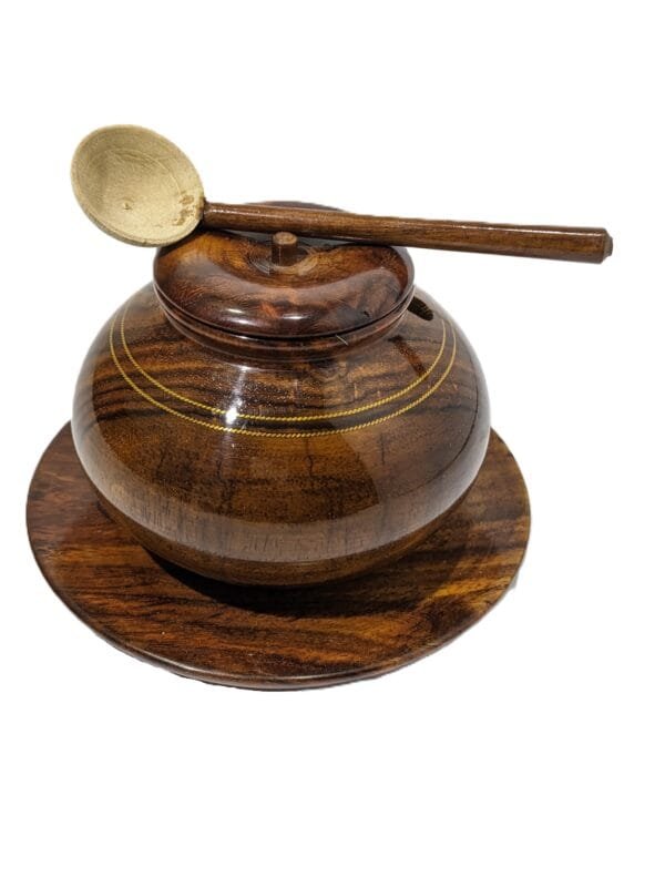 Wooden-handi-polish
